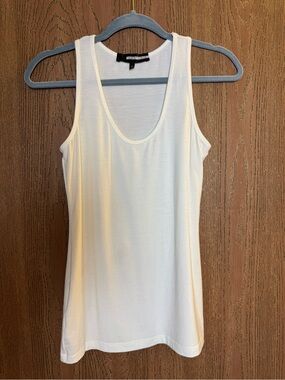 Anatomie Cream Scoop Neck Tank Top
